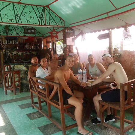 Lucky Bamboo'Bungalows-Resto And Orangutan Jungle Trekking Tours Bukit Lawang Extérieur photo