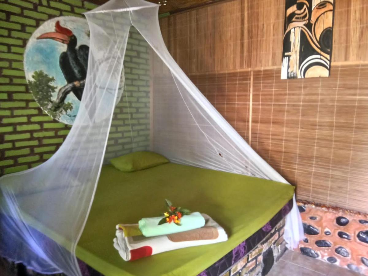 Lucky Bamboo'Bungalows-Resto And Orangutan Jungle Trekking Tours Bukit Lawang Extérieur photo
