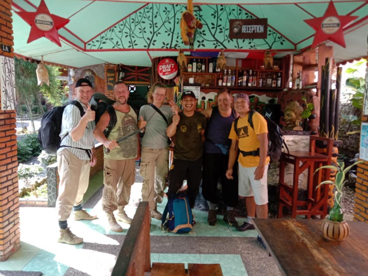 Lucky Bamboo'Bungalows-Resto And Orangutan Jungle Trekking Tours Bukit Lawang Extérieur photo
