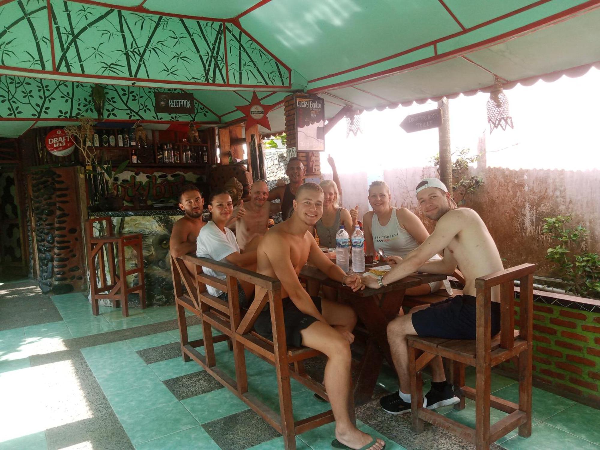 Lucky Bamboo'Bungalows-Resto And Orangutan Jungle Trekking Tours Bukit Lawang Extérieur photo